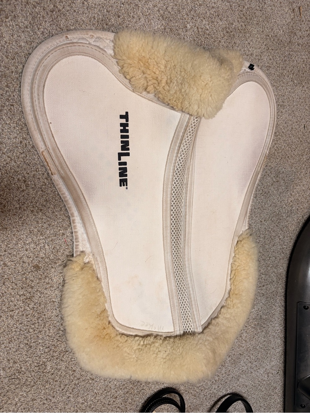 Thinline White Sheepskin-Trim English Saddle Pad